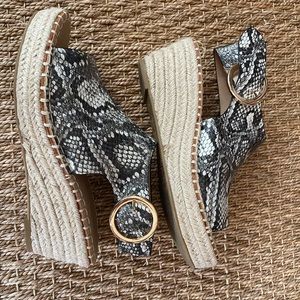 CATHERINE MALADRINO Almost new snakeskin wedges 7.5